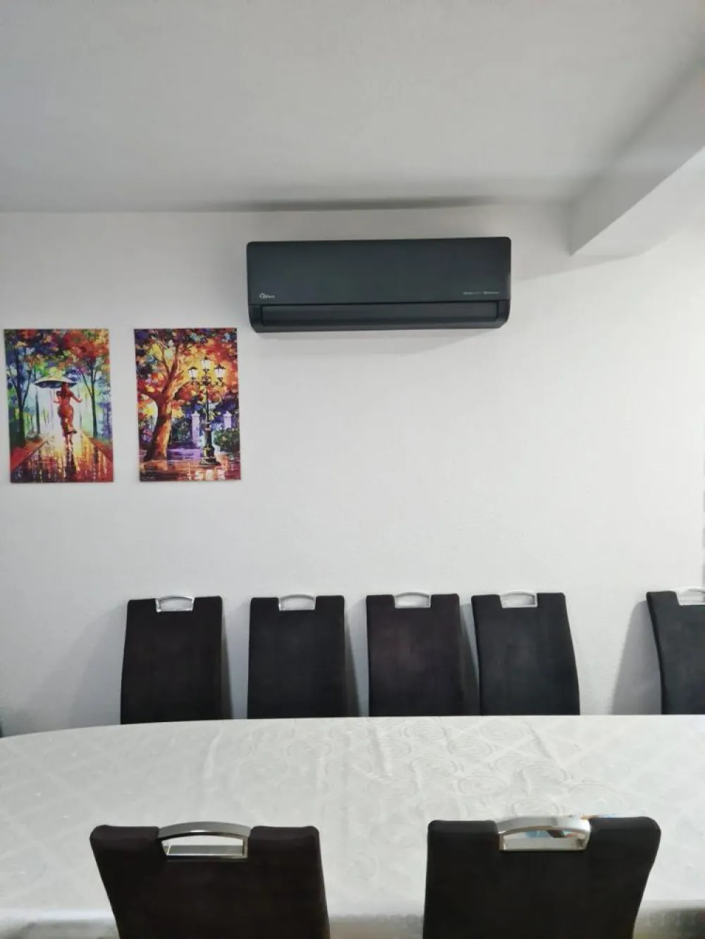 Klima uređaj Midea EZB-18RD6-I BLACK Solstice 18.000 BTU — Klimapolis